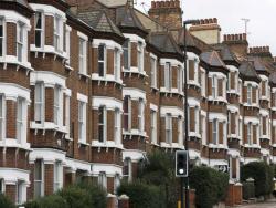  Giá nhà ở khu vực trung tâm vẫn đang giảm tại London